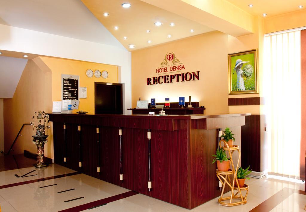 Denisa Hotel โอโตเปนี ภายนอก รูปภาพ